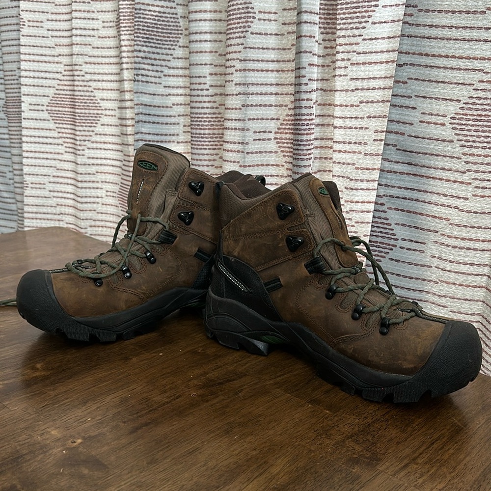 Keen Men’s Pittsburgh Energy 6" Waterproof Boot (Carbon-Fiber Toe)